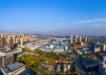 苏州运东江兴东路与庞东路交叉口原房东直租独栋6000平，高度12米，有门头带办公室厂房出租，优质产业